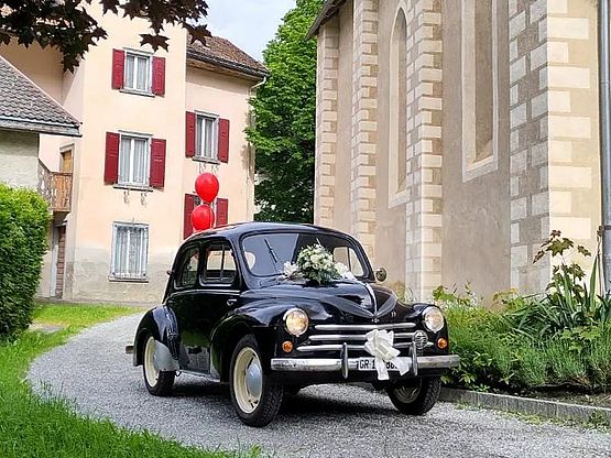 Renault 4CV «Remichanics»